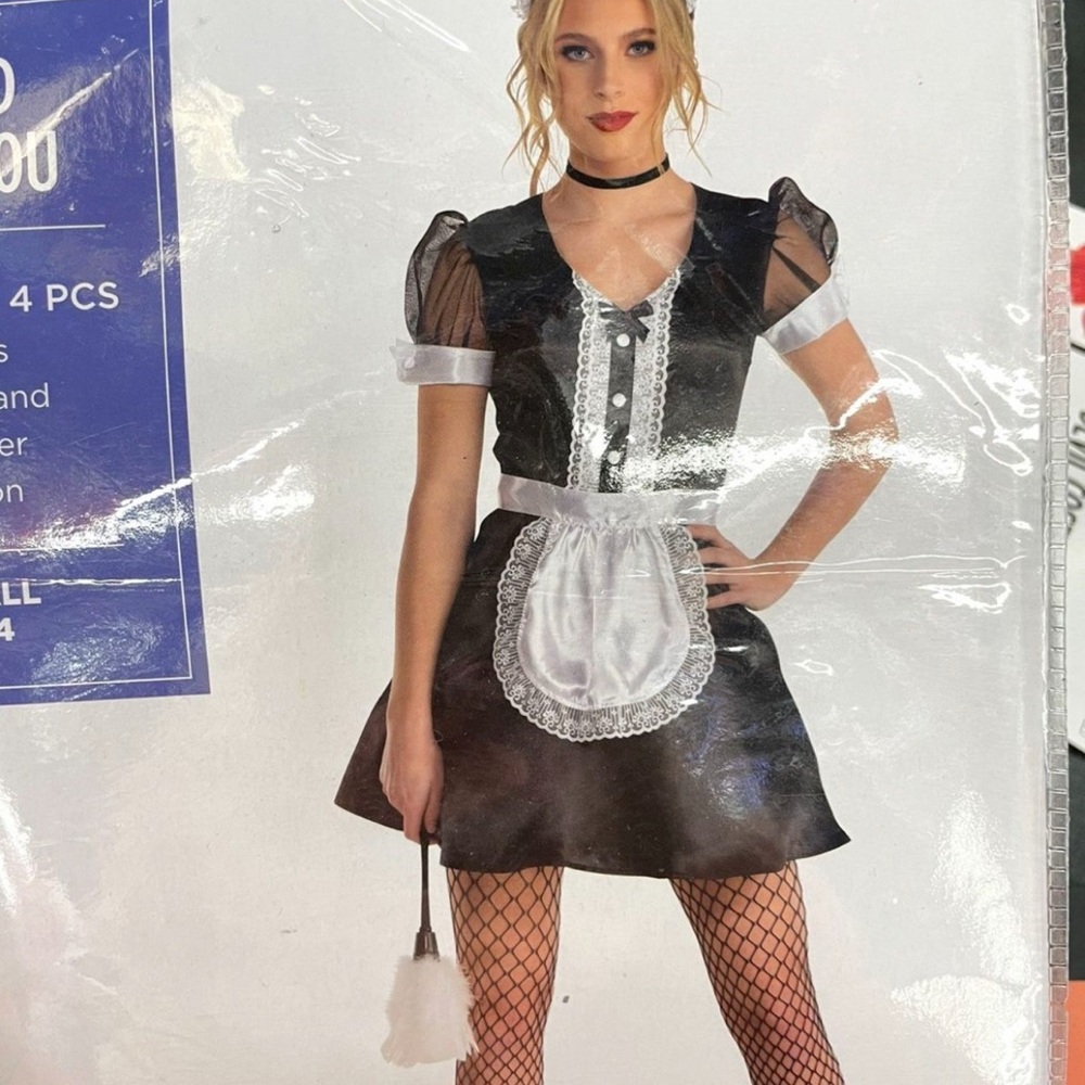 maid costume